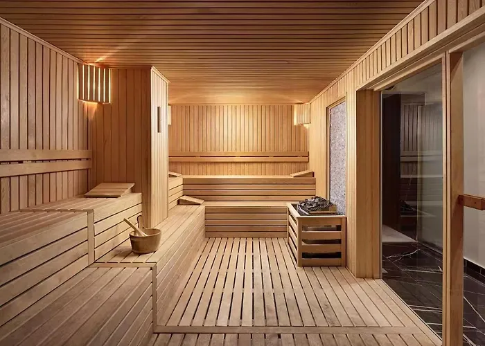 Qoople Legend C9 - Luxury In *