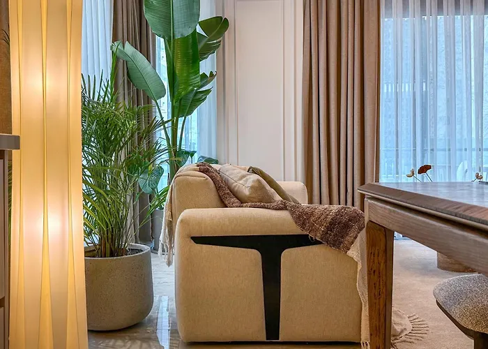 Qoople Legend C9 - Luxury In * アランヤ