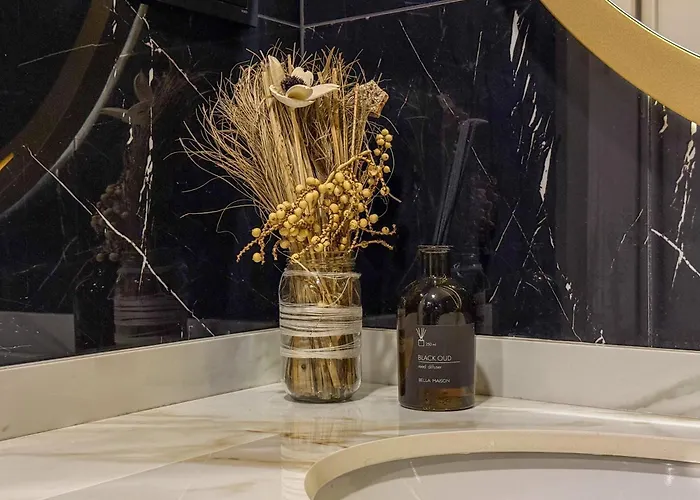 Qoople Legend C9 - Luxury In Lägenhet