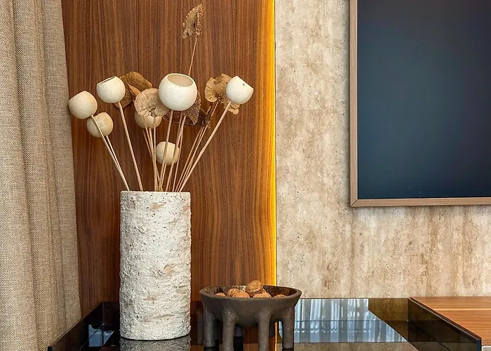 Qoople Legend C9 - Luxury In Lägenhet