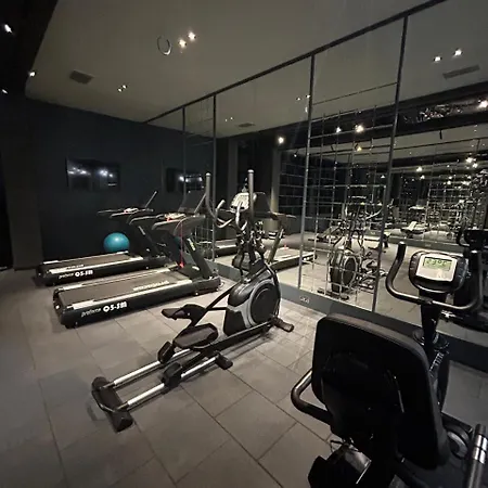 Апартаменты Qoople Legend C9 - Luxury In