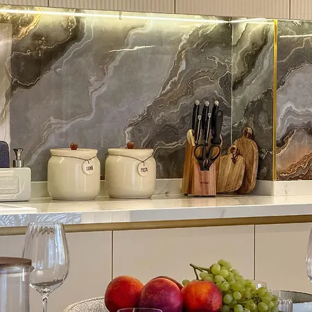 Qoople Legend C9 - Luxury In Апартаменты